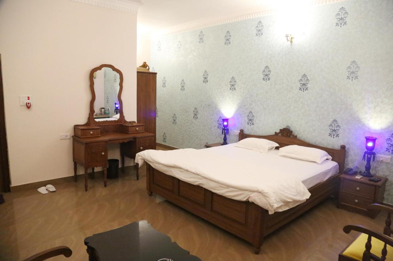 Vijaigarh Kothi - Heritage Boutique